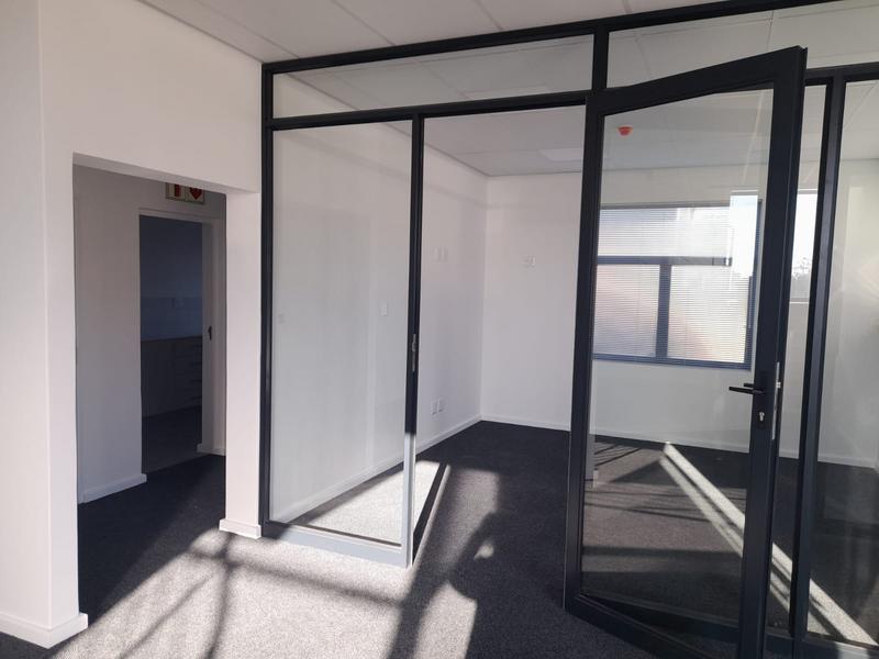 To Let Commercial Property for Rent in Fairview Eastern Cape